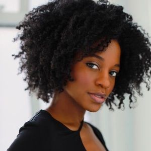 Meet your Posher, Latoya